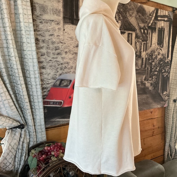 Lularoe Women’s Terry Short Sleeve Franky Hoodie Top Size XS - Picture 3 of 13